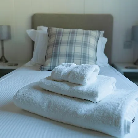 Hollicarrs - Waters Edge Alojamento de Turismo Selvagem