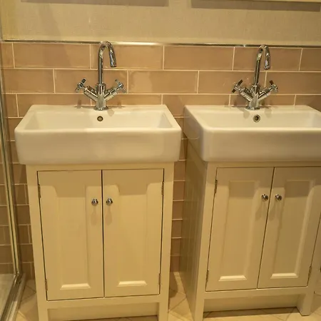 롯지 Hollicarrs - Waters Edge Riccall