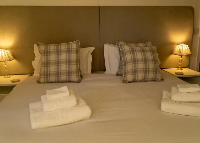 山林小屋 Hollicarrs - Waters Edge *