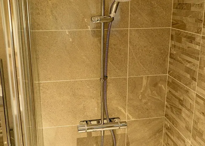 Hollicarrs - Waters Edge 山林小屋 Riccall